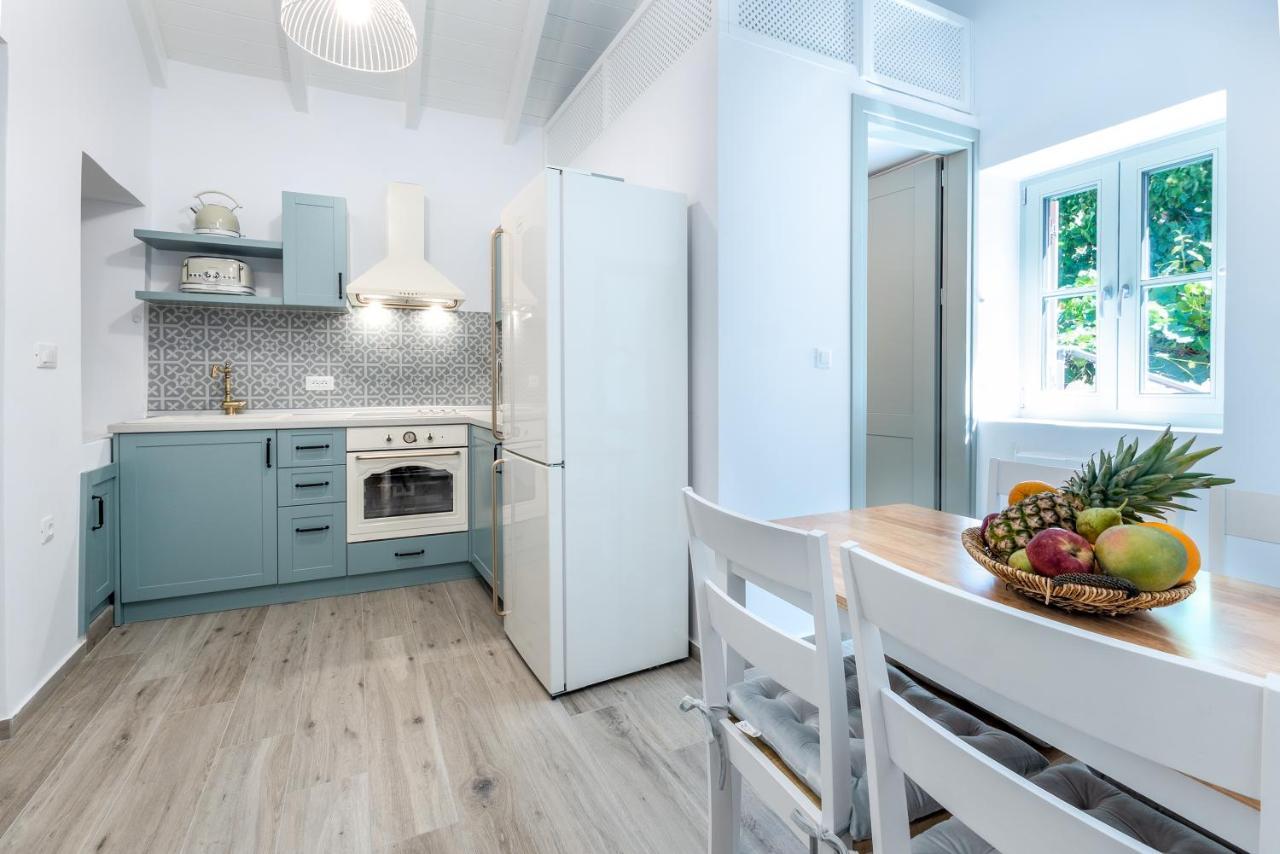 Suite Christina Sými Buitenkant foto